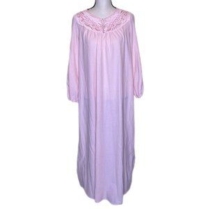 Vanity Fair Women's Pink Nightgown Size Small